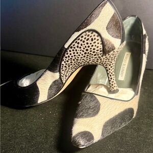 Manolo Blahnik Cow Print Fur Pumps Heels Size 37.5